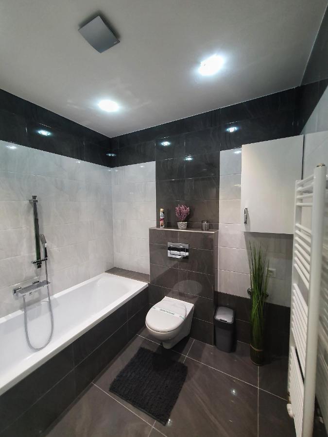 Apartmany Bytca ภายนอก รูปภาพ